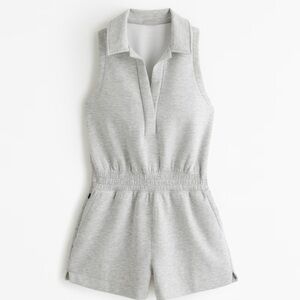NWOT Abercrombie romper grey size small